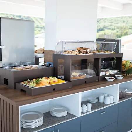 Middle Town Palace Hotel