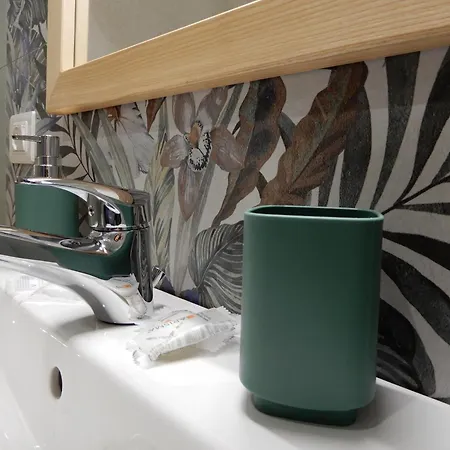 Middle Town Palace Hotel