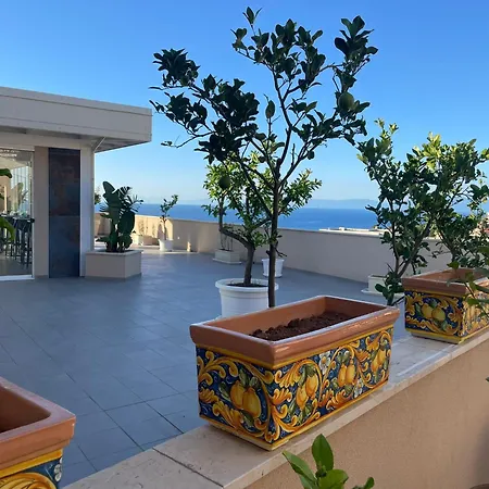 Middle Town Palace Hotel