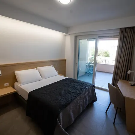Middle Town Palace Tropea