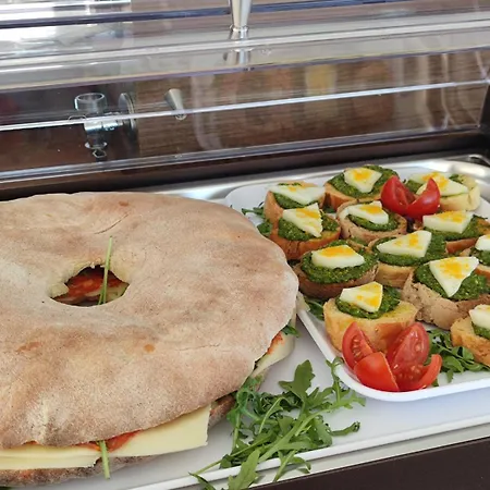 Hotel Middle Town Palace