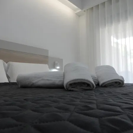 Middle Town Palace Ξενοδοχείο 4*