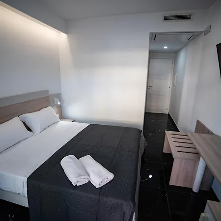 Middle Town Palace 4* Тропея