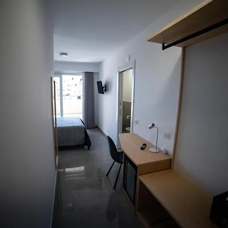 Middle Town Palace 4*