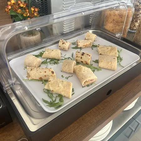 호텔 Middle Town Palace 트로페아