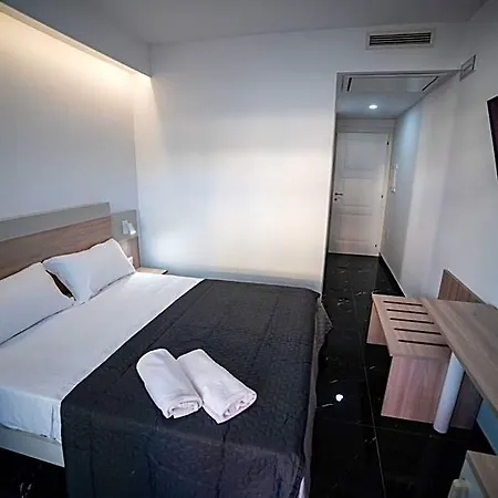 Hotel Middle Town Palace 4*