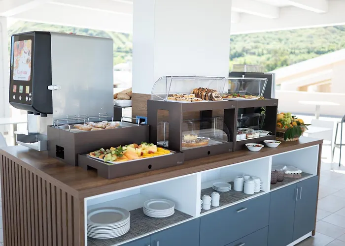 Middle Town Palace Hotel