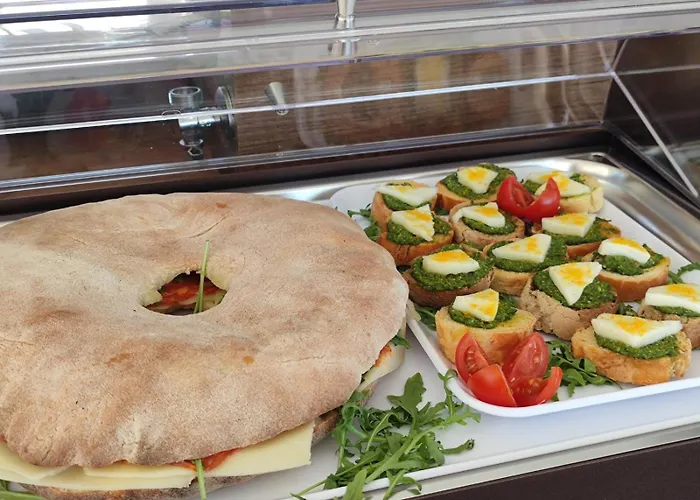 Hotel Middle Town Palace