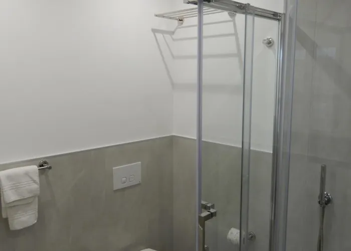 Middle Town Palace Hotell