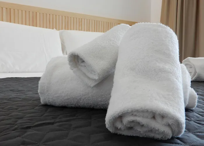 Middle Town Palace Hotell 4*