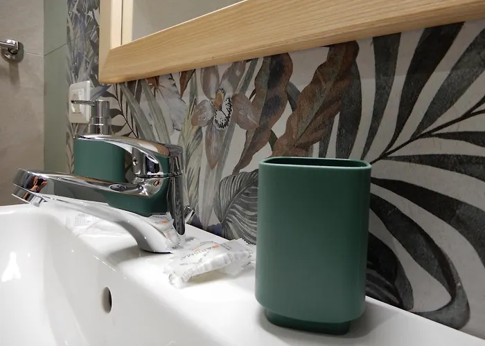 Middle Town Palace Hotel