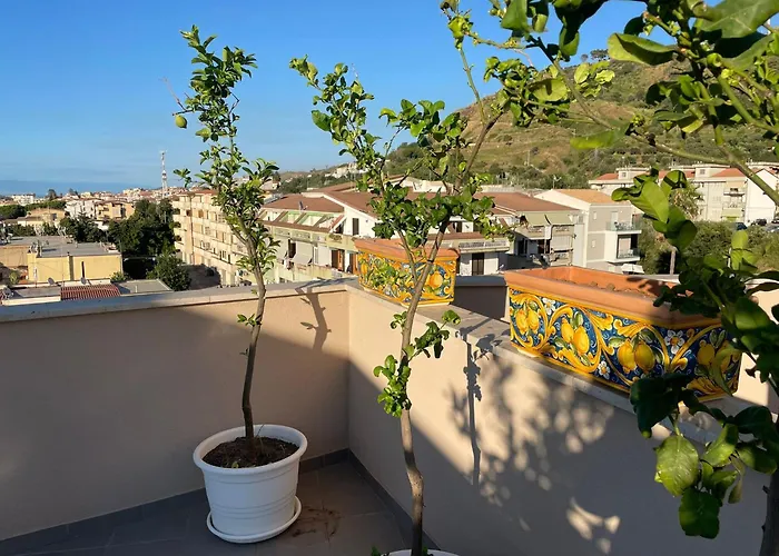 Hotel Middle Town Palace